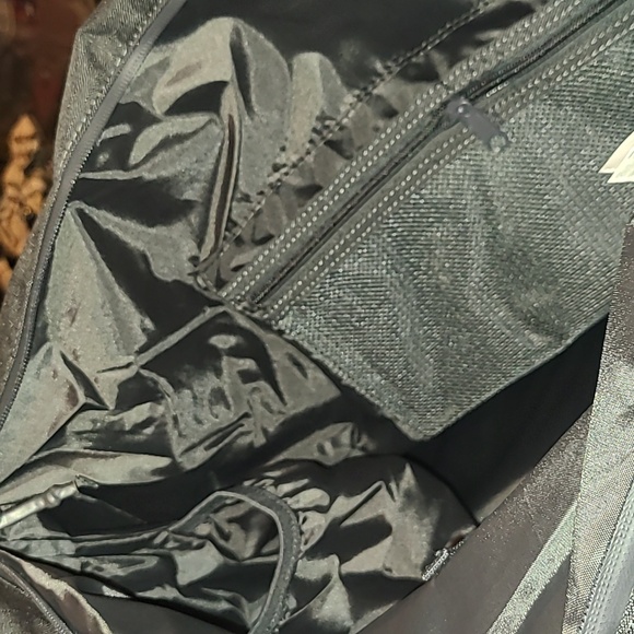 ⬇️Jordan Charcoal Duffel Bag⬇️ - Picture 13 of 13